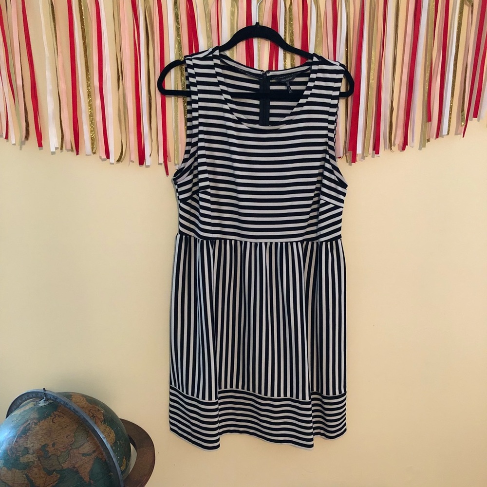 🐚 BOGO DAISY FUENTES KNIT DRESS
